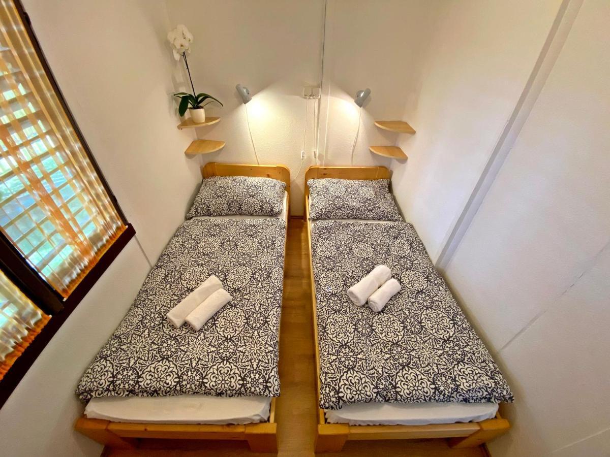 Hotel Magnolia Balatonszepezd Bagian luar foto
